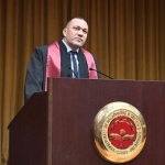 Кобрата краде хора от Слави 