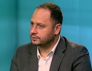 Петър Витанов: В знак на солидарност с българските граждани замразяваме депутатските заплати