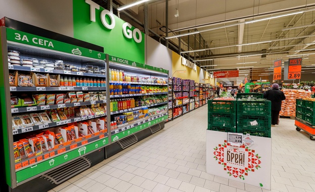 Най голямата търговска верига у нас продължава модернизацията на своите хипермаркети