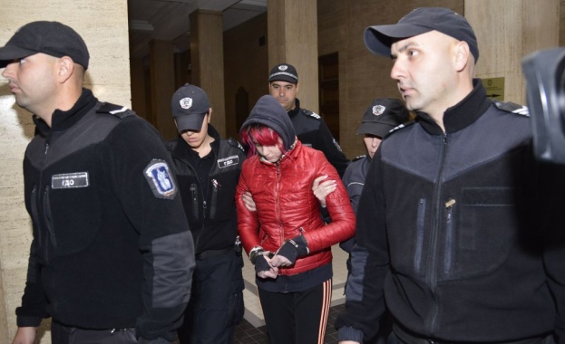 Внучката на Виолета Донева остава за постоянно в ареста за