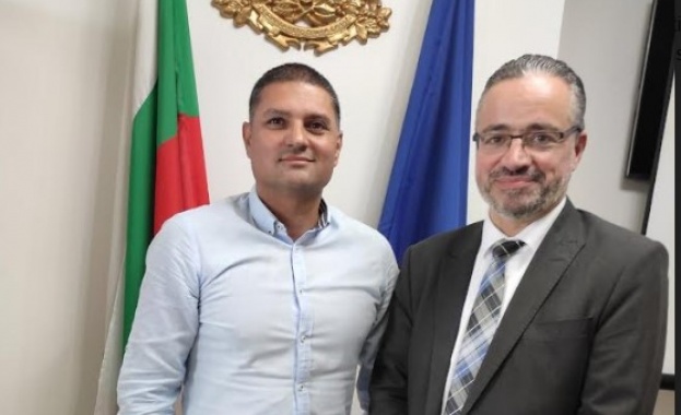 Ръководството на Електрохолд проведе среща с областния управител кметове на