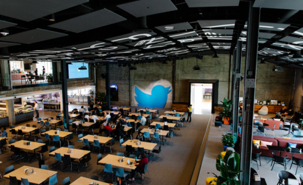 Стотици служители на Туитър се очаква да си тръгнат от