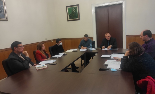 Ще проучим законодателството на страните членки в ЕС по отношение