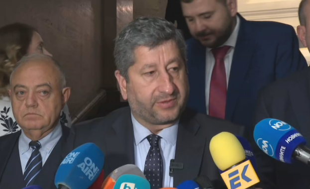 Очевидно Делян Пеевски много болезнено преживява идеята че 100 те процента