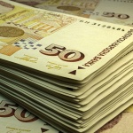 Средната заплата у нас достигна 2549 лева