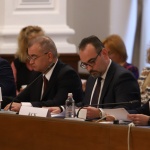 НСТС отхвърли предложените промени в Закона за семейни помощи за деца