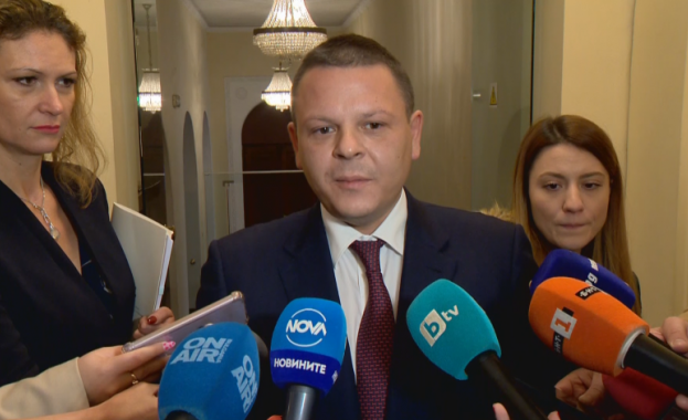 Министърът на транспорта Христо Алексиев обясни че забраната за износ