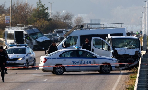 Почина полицаят пострадал при гонка с мигранти край София в