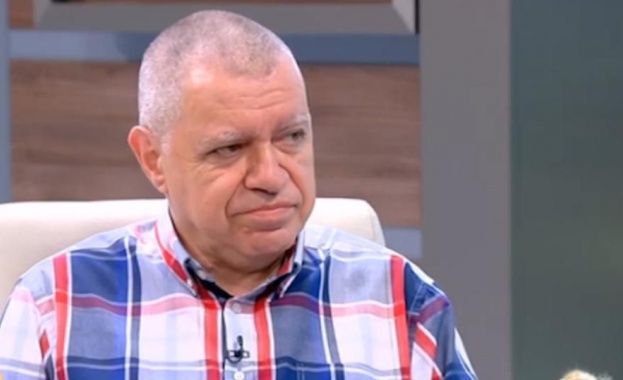 Вместо да говорим за политика и проблемите на хората ние