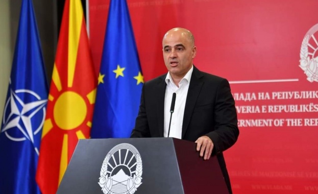 Министър председателят на Северна Македония Димитър Ковачевски внесе оставката си като