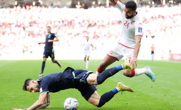 Отборът на Австралия победи Тунис с 1 0 в среща от