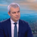Костадинов за скандала в РСМ: Казах историческата истина