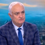 Министър Запрянов: Няма заплаха за България след атаката на Иран срещу Израел