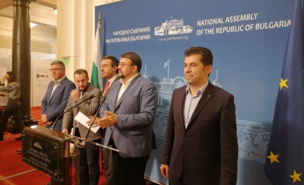 Настимир Ананиев от Продължаваме Промяната отхвърли обвиненията на ГЕРБ за