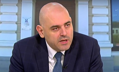Директорът на ББР: 300 млн. лв. от кредитите, обявени от Петков, няма да бъдат върнати