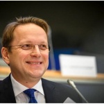 Оливер Вархей: Разширяването на ЕС е обосновано на заслуги, няма кратък път