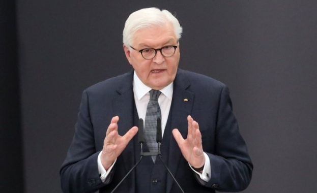Президентът на Германия Франк Валтер Щайнмайер обяви разпускането на Бундестага С