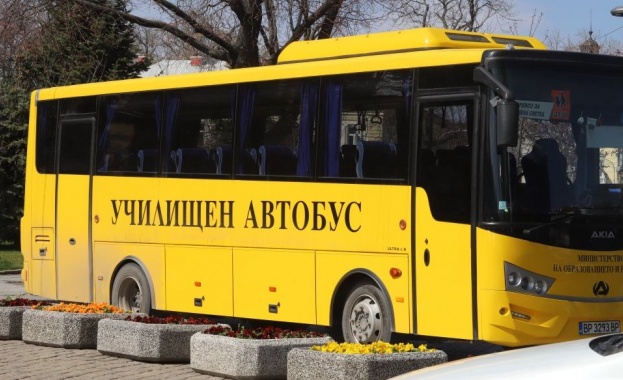 44 млн лева за закупуване на училищни автобуси отпусна правителството
