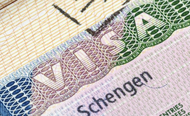 Европейските либерали безапелационно гласуваха за едновременното приемане на България Румъния