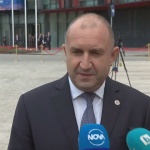Румен Радев: Който твърди, че българският дух вехне, че родните традиции погасват, нека дойде в Перник