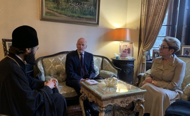 Смиеон Сакскобургготски се срещна с руския митрополит Антоний и Елеонора Митрофанова
