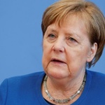 Автобиографията на Меркел се радва на "сензационен" тираж