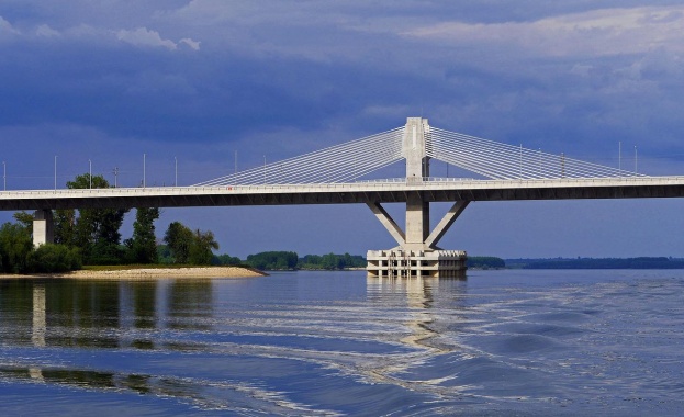 Европейската комисия официално прие новата програма за транснационално сътрудничество за