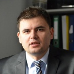 Икономист: Удълженият бюджет спира всичко извън базовото функциониране на държавата