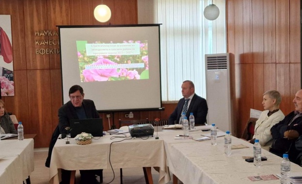 Увеличават се компенсаторните плащания към биологичното производство на рози отчитайки