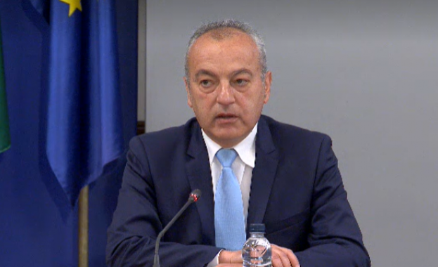 Държавата с нейните институции е в непрестанен контакт с журналиста