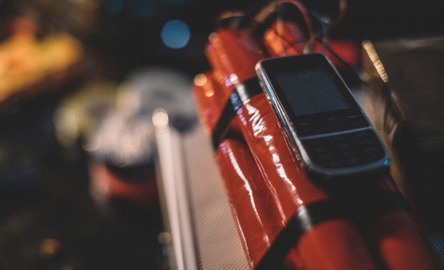 Полицията в Хайделберг започна евакуацията на хиляди хора преди планираното