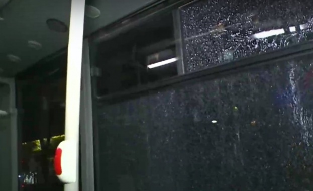 Ново нападение снощи над автобус на градския транспорт в Пловдив