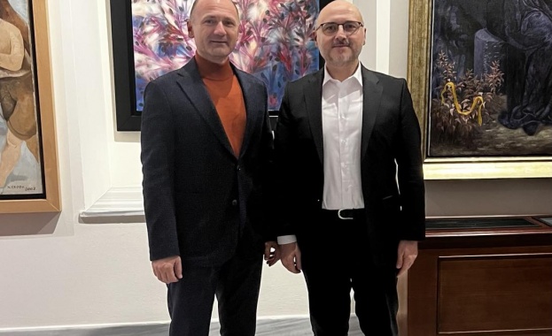 Министърът на енергетиката Росен Христов проведе среща в Истанбул с