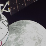 Капсулата „Орион” на НАСА се приводни в Тихия океан