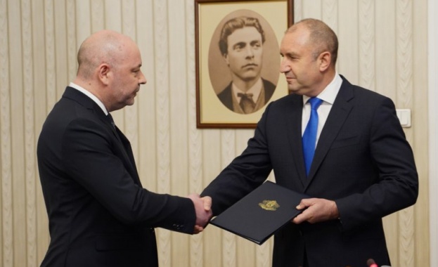 Кандидатът за министър председател на ГЕРБ СДС Николай Габровски върна на президента