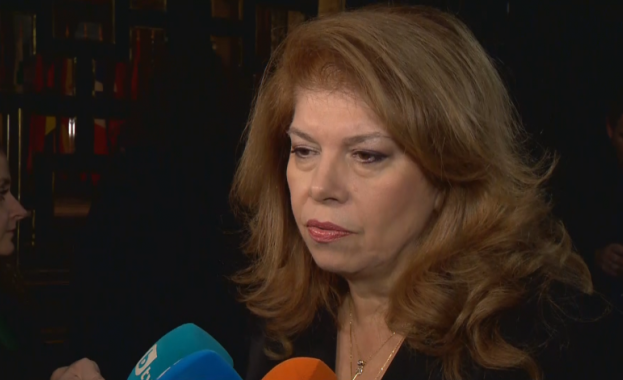 Илияна Йотова: Нямам притеснения за състоянието на държавата, докато финансов министър е Росица Велкова