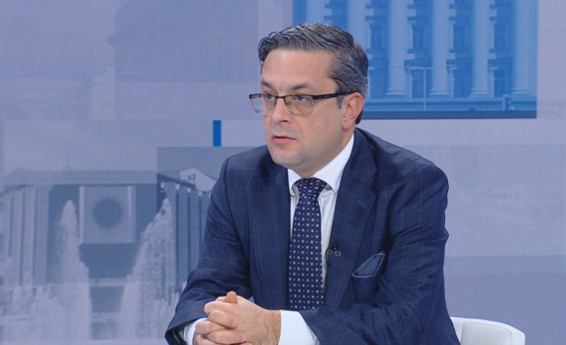 В предаването Още от деня по БНТ Тома Биков каза