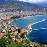 Турция е привлякла 10,59 милиона чуждестранни туристи в периода януари-април