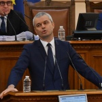 Костадинов за втория мандат: Това, което в момента Радев прави, е изнасилване на Конституцията