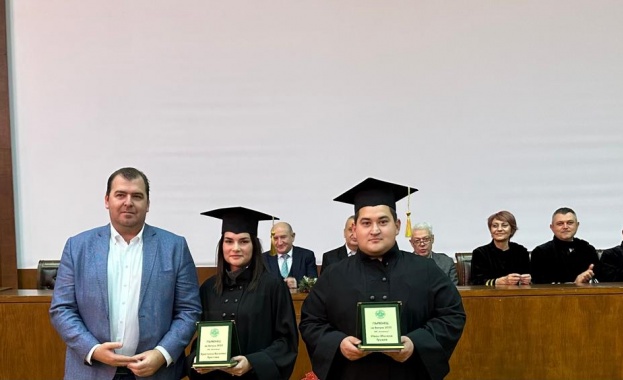 Вие сте хората които трябва да променяте политиката и практиката