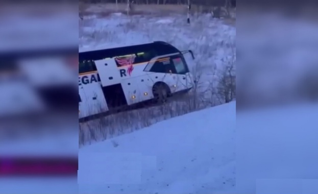 Осем души са загинали при катастрофа с автобус в Хабаровския