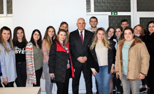 Моето разбиране за реформа е една система да се подобри