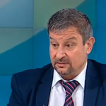 Д-р Юлиян Петров: Забраните в българското училище са нещо много условно