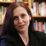 Книгата е единственият подарък, който можем да отворим много пъти през годината