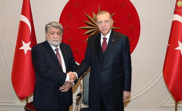 Председателят на Народното събрание Вежди Рашидов разговаря с президента на