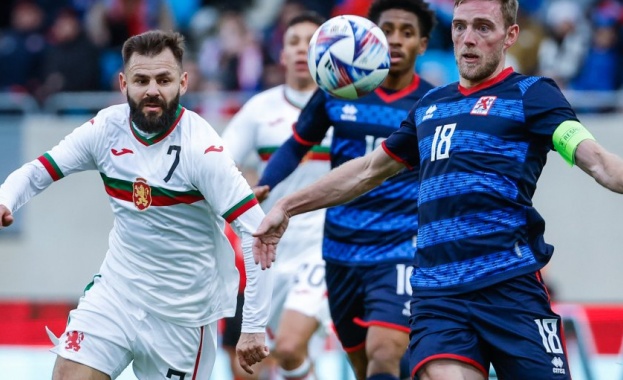 Националният отбор по футбол на България се изкачва с едно