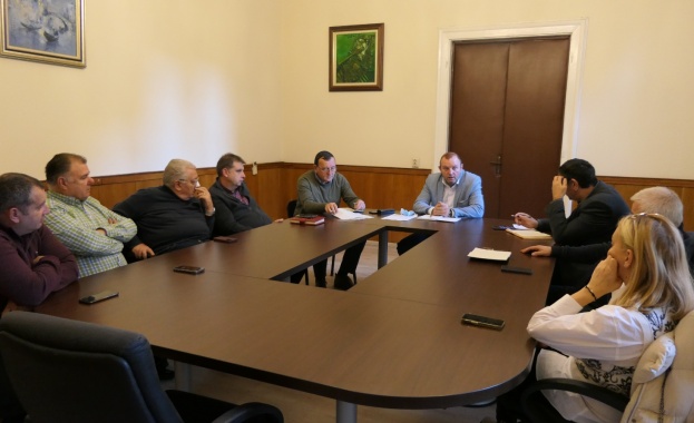 Трябва да търсим възможности за подкрепа на оранжерийните производители които