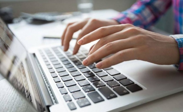 От днес 23 12 2022 г на сайта www bgtoll bg може да се