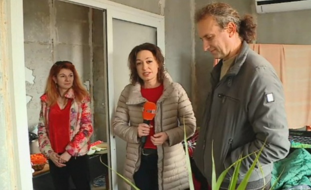 Доброволци пристигнаха в карловските села които пострадаха тежко от наводнението