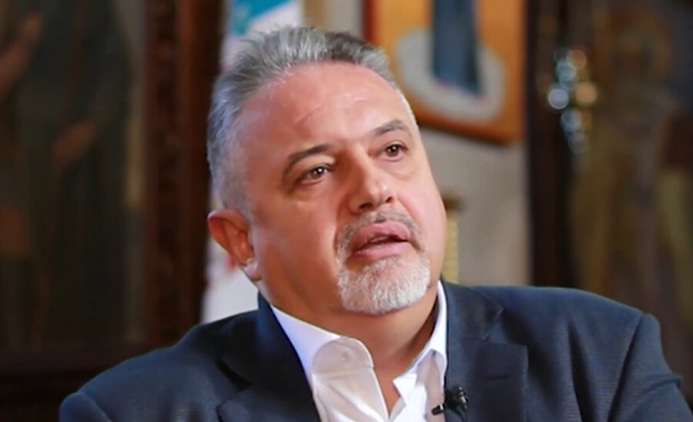 Хари Драганов е един от най известните ни оперни изпълнители на